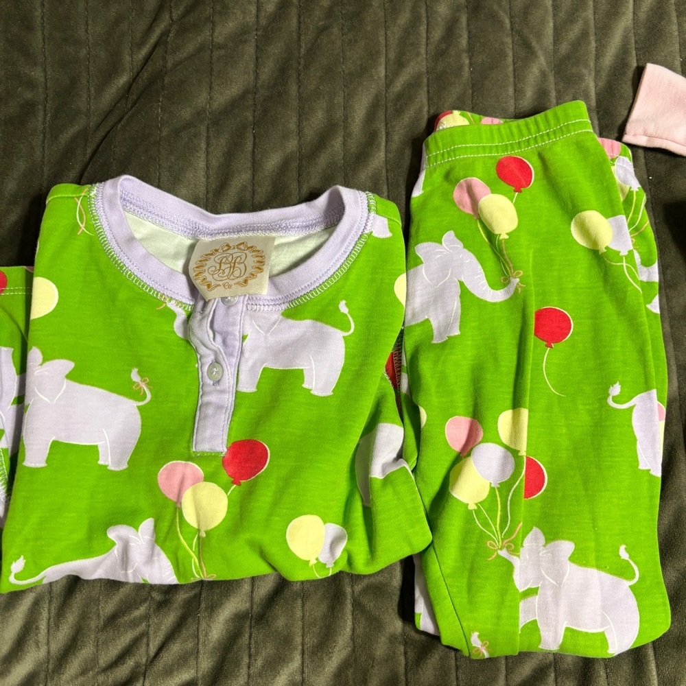 The Beaufort Bonnet Company Lime Green and Lavender Elephant Pajama Set